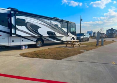 the rv resort large pull through sites