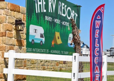 the rv resort entry sign